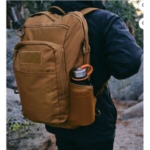 SOG Pro Large 28 Liters Tactical Backpack Brown Adult, Teen. Everyday Use NWT